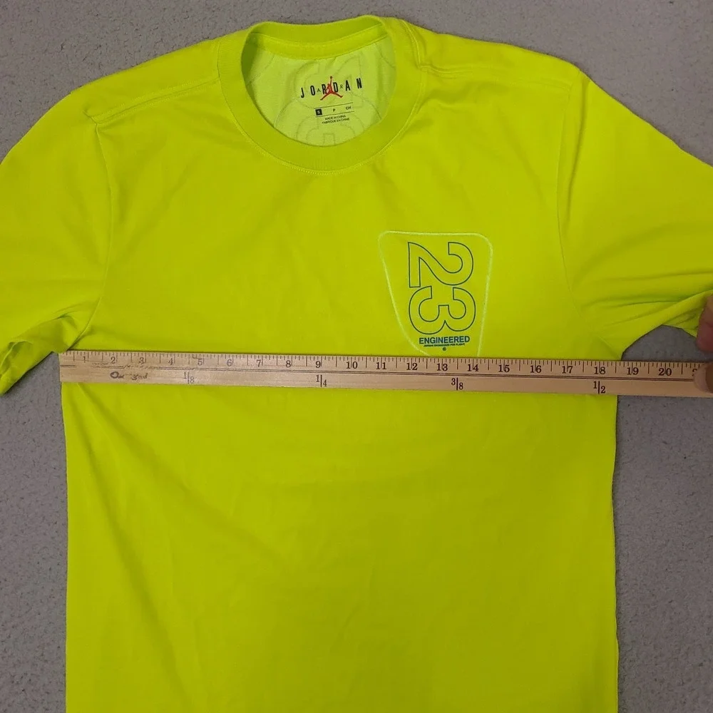 Air Jordan 23 Engineered Shirt Mens Small Flourescent Hi Viz Jumpman‎ Flight